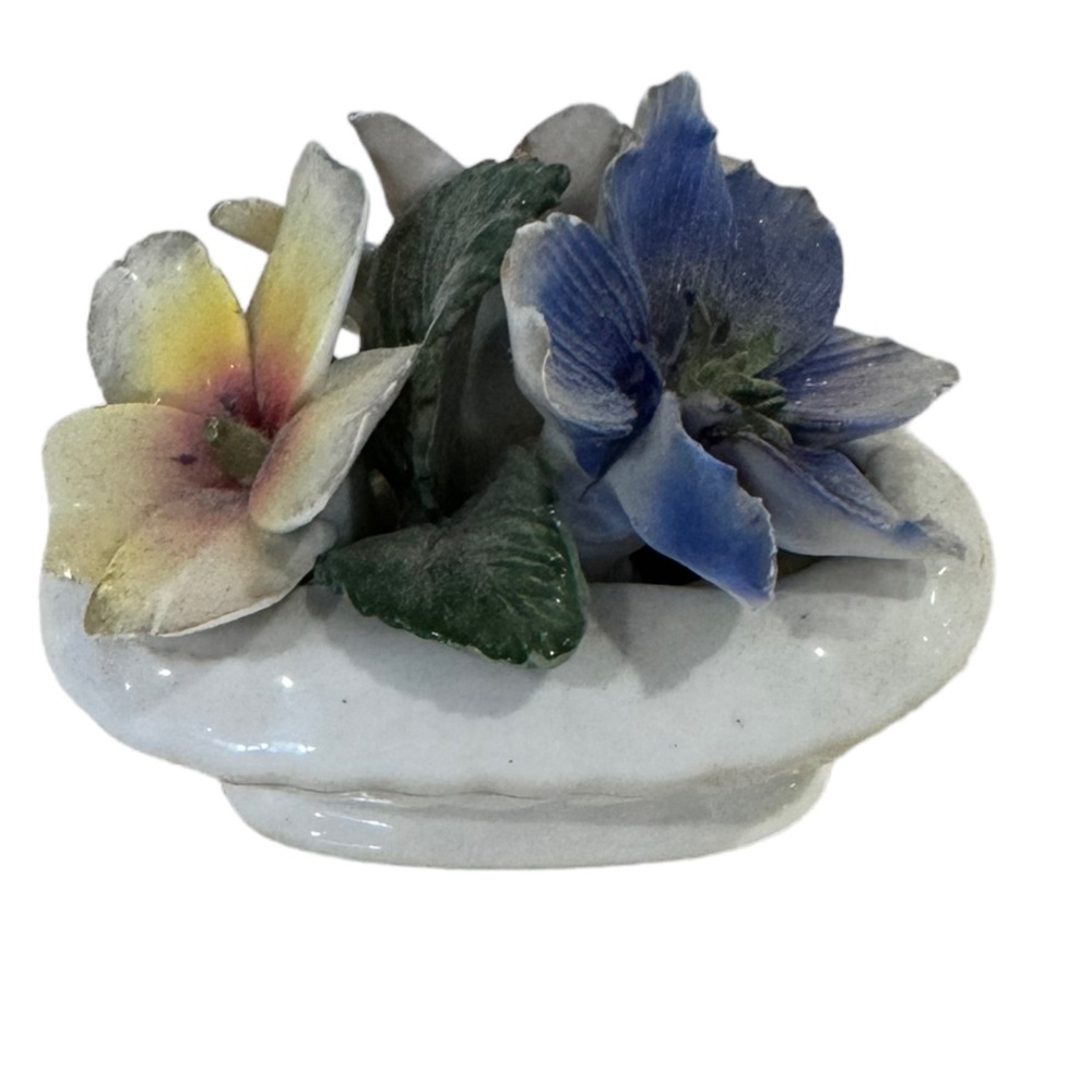 Aristocrat handmade hand painted vintage floral ceramic  decor